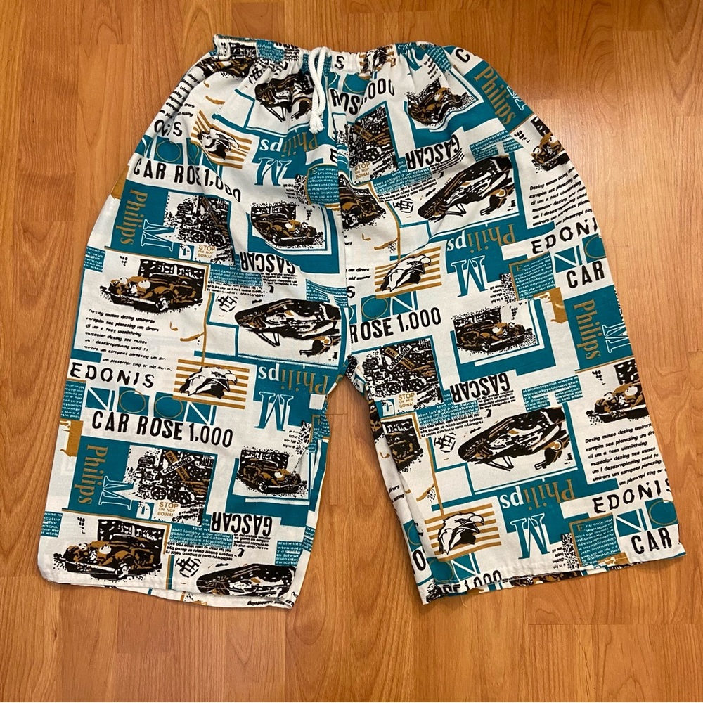 Philips Motors Men’s All Over Philips M Logo & Car Print Home Made Shorts S/M